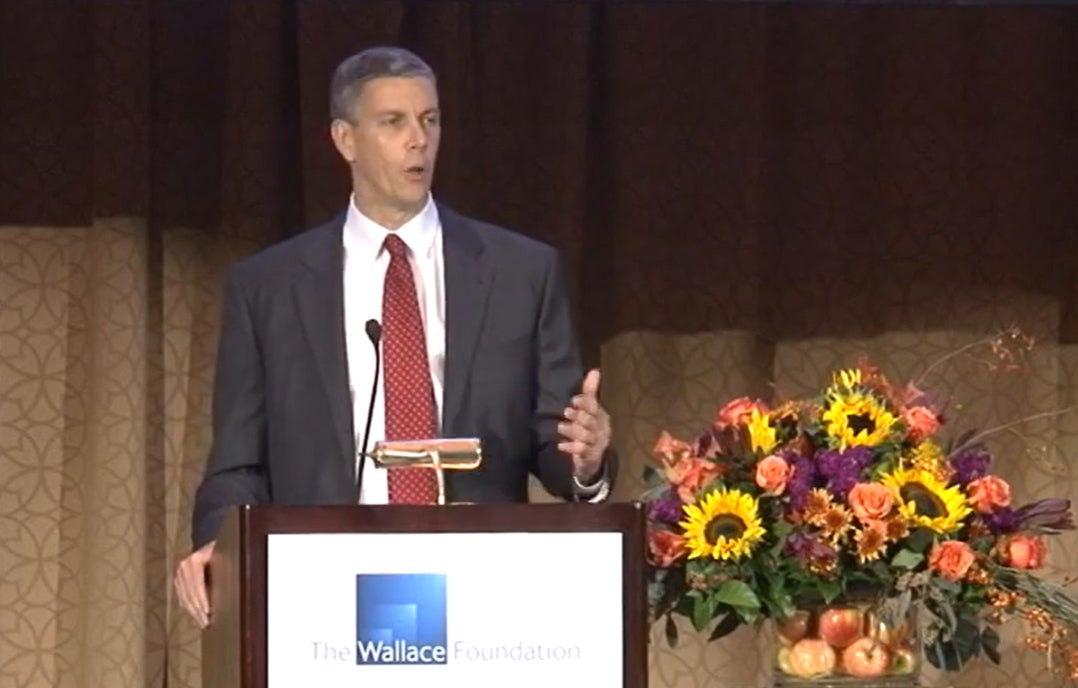 Secretary of Education Arne Duncan speaks at a Wallace event
